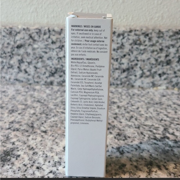 Rodan + Fields Active Hydration Serum - Full Size & New in Box! - Picture 2 of 2